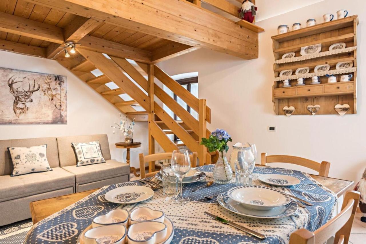 Loft Della Perpetua Di Casa Bernardi, Fuga Romantica Petfriendly Montagnaga  المظهر الخارجي الصورة