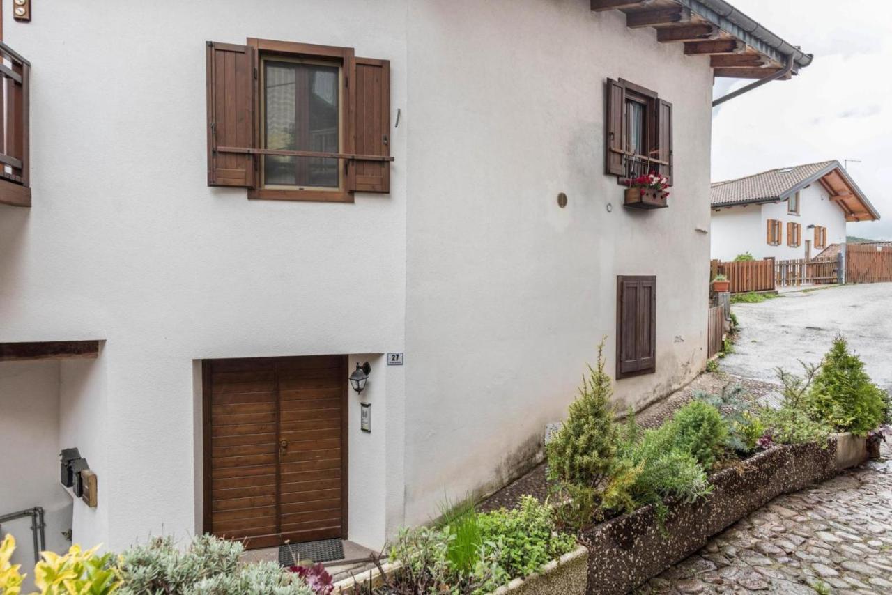 Loft Della Perpetua Di Casa Bernardi, Fuga Romantica Petfriendly Montagnaga  المظهر الخارجي الصورة