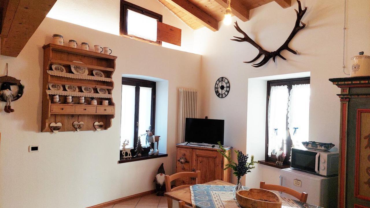 Loft Della Perpetua Di Casa Bernardi, Fuga Romantica Petfriendly Montagnaga  المظهر الخارجي الصورة