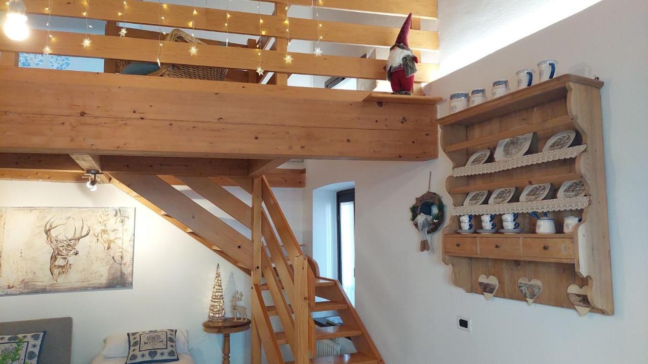 Loft Della Perpetua Di Casa Bernardi, Fuga Romantica Petfriendly Montagnaga  المظهر الخارجي الصورة