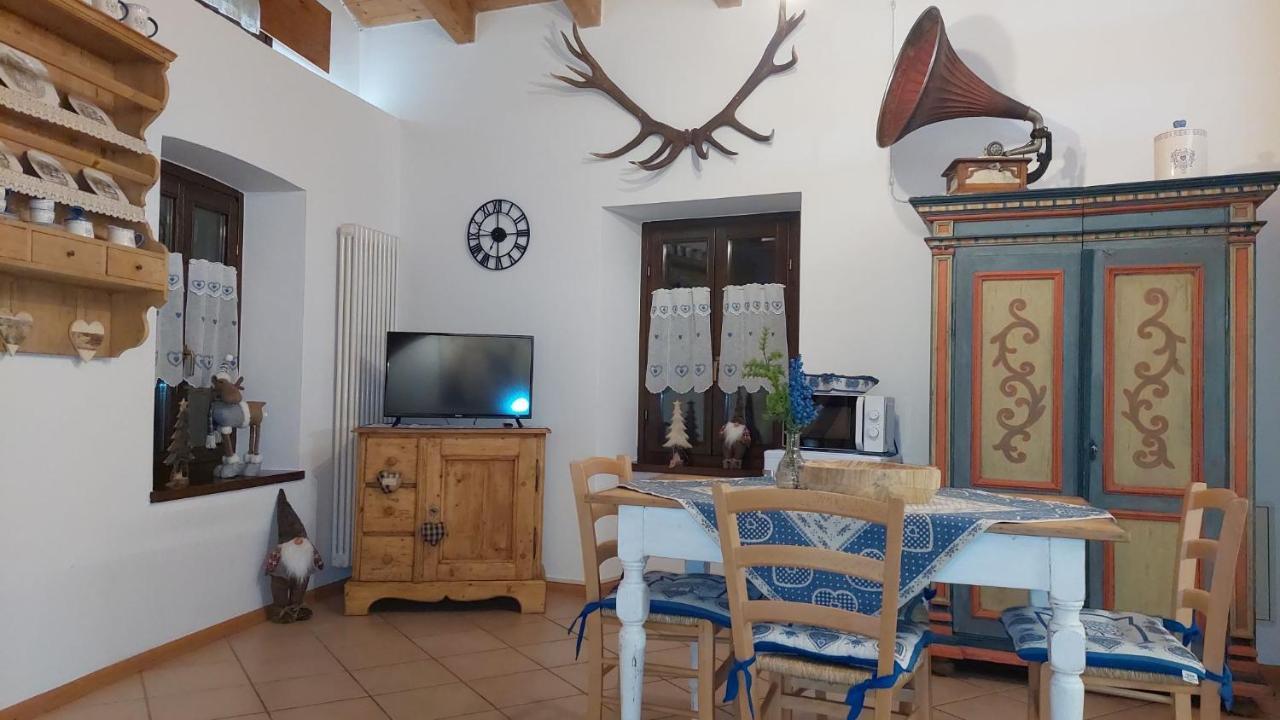 Loft Della Perpetua Di Casa Bernardi, Fuga Romantica Petfriendly Montagnaga  المظهر الخارجي الصورة