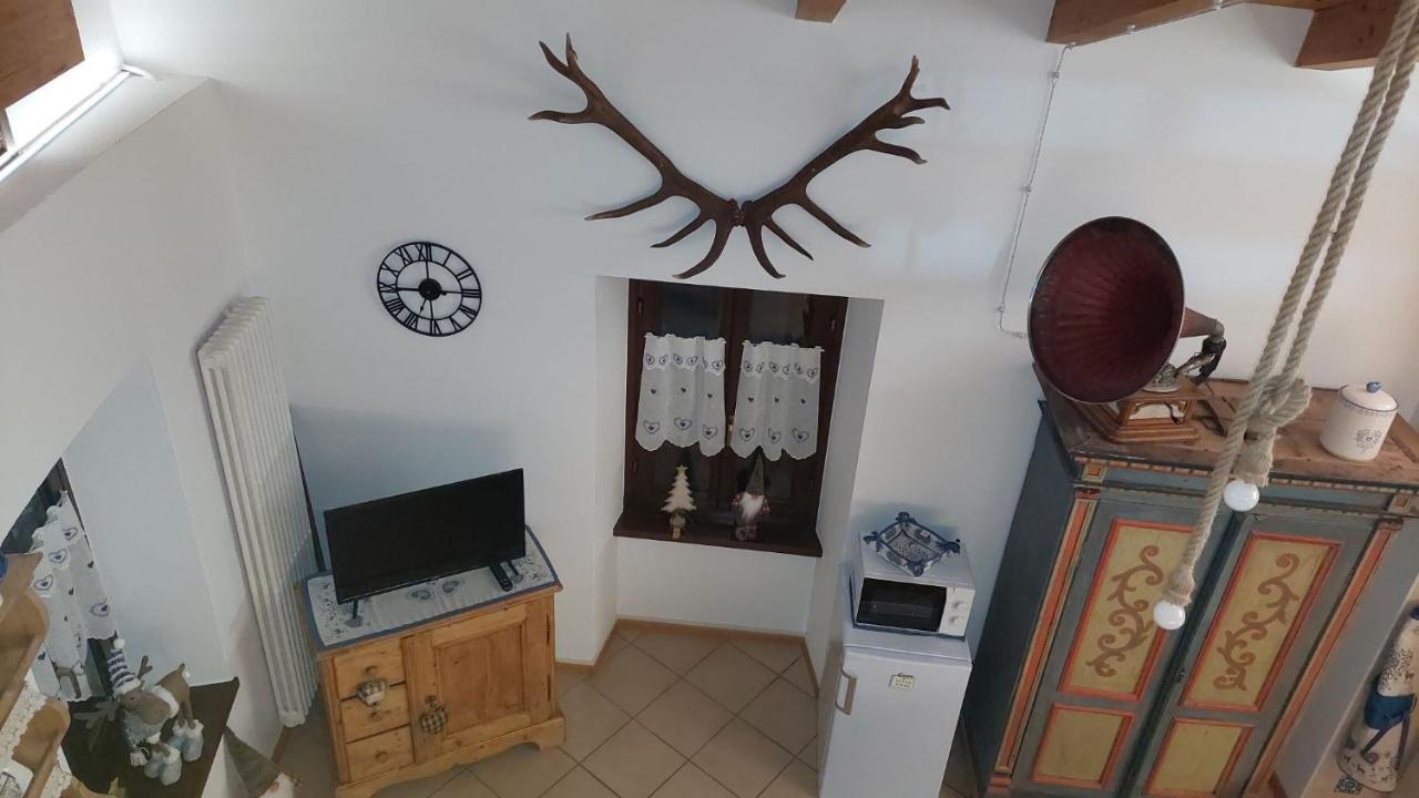 Loft Della Perpetua Di Casa Bernardi, Fuga Romantica Petfriendly Montagnaga  المظهر الخارجي الصورة
