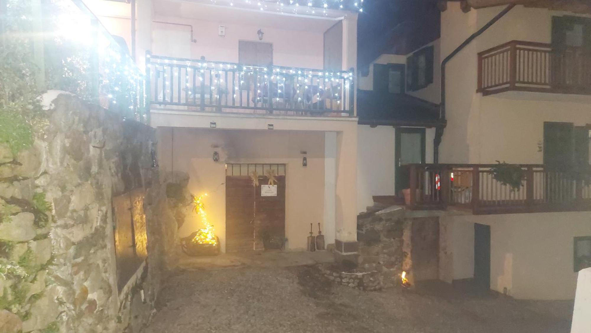 Loft Della Perpetua Di Casa Bernardi, Fuga Romantica Petfriendly Montagnaga  المظهر الخارجي الصورة
